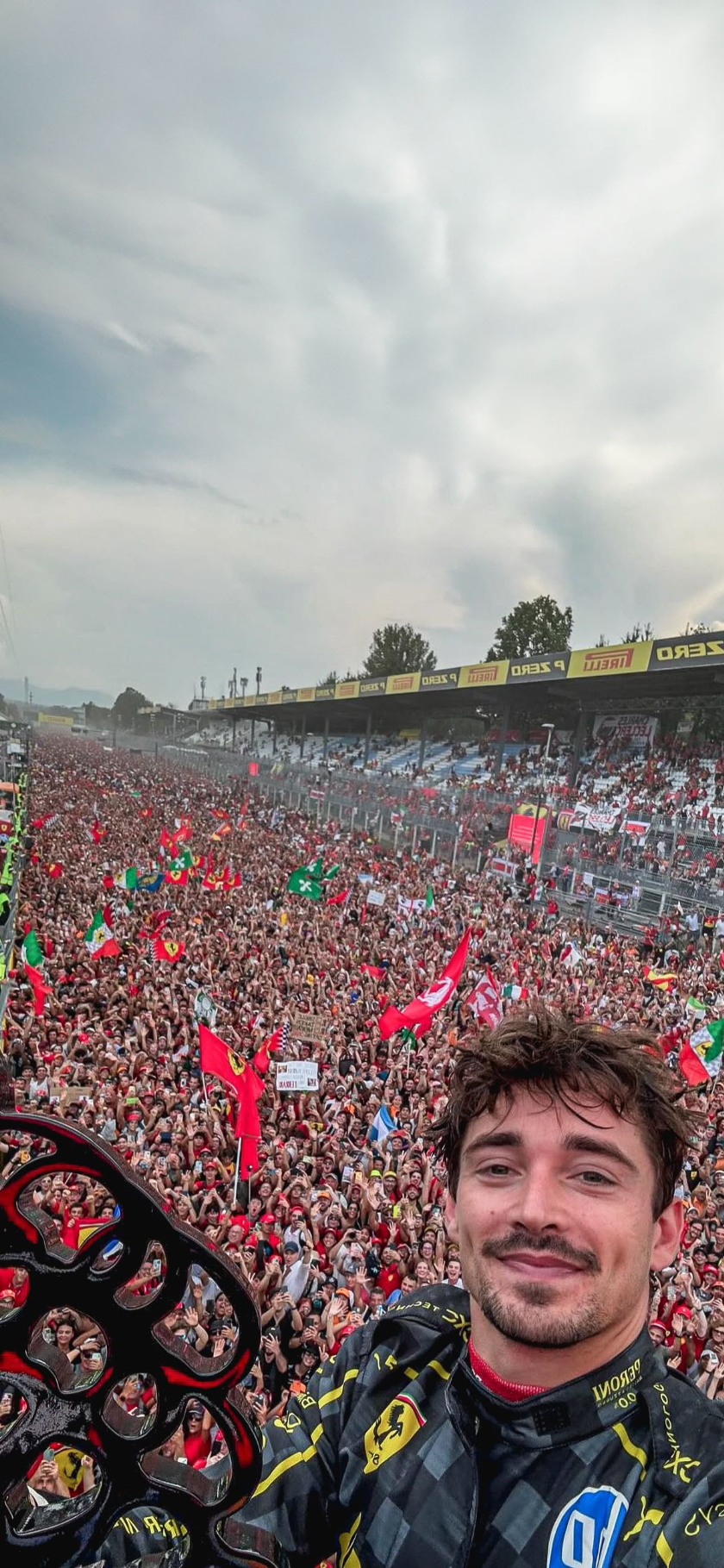 여기는 몬차입니다... 페라리가 종교인 이곳... 