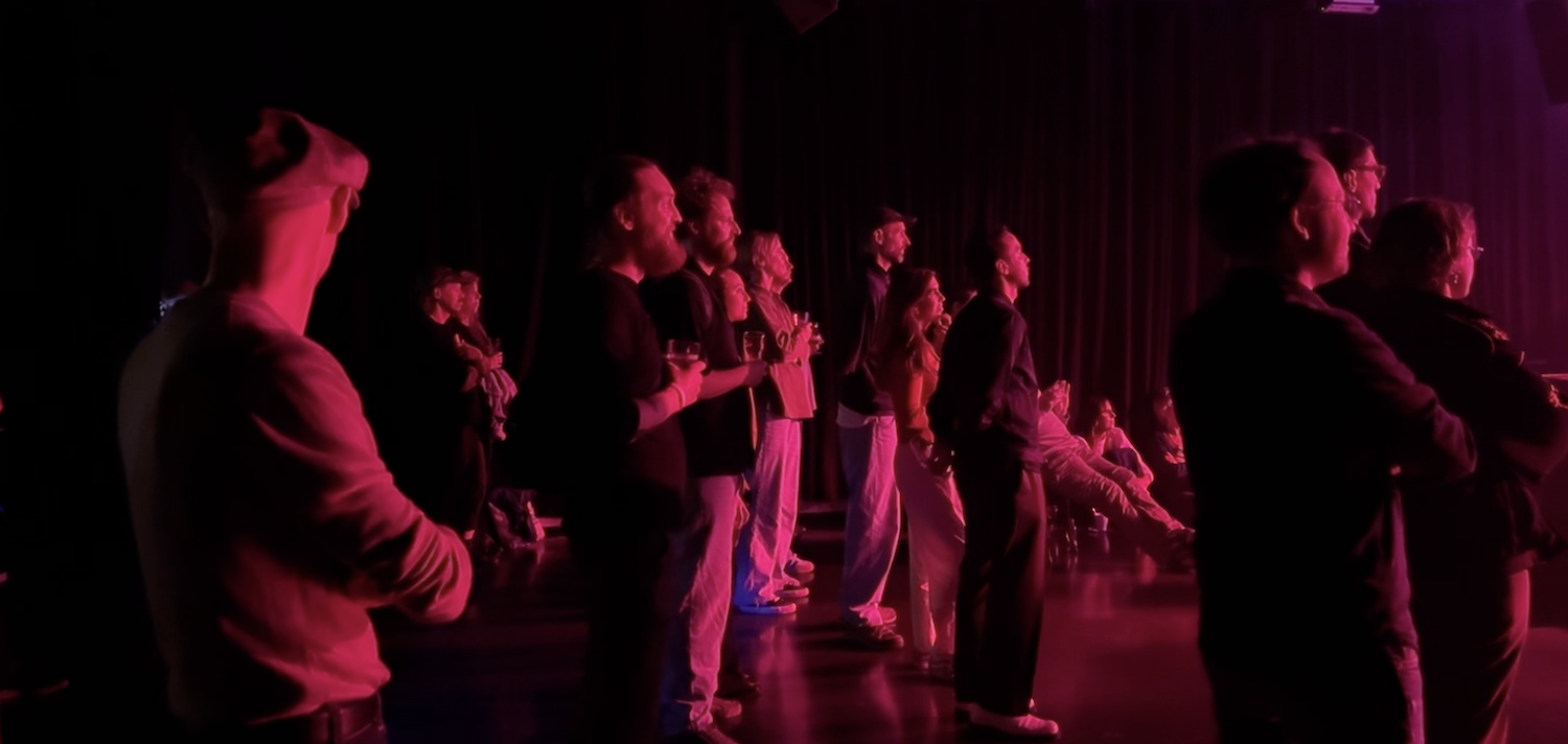 관객은 많지 않았지만 공연에 대한 태도는 훌륭했다. 