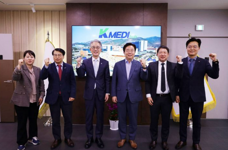 케이메디허브, 덴티스 대표 사진 / 덴티스 제공