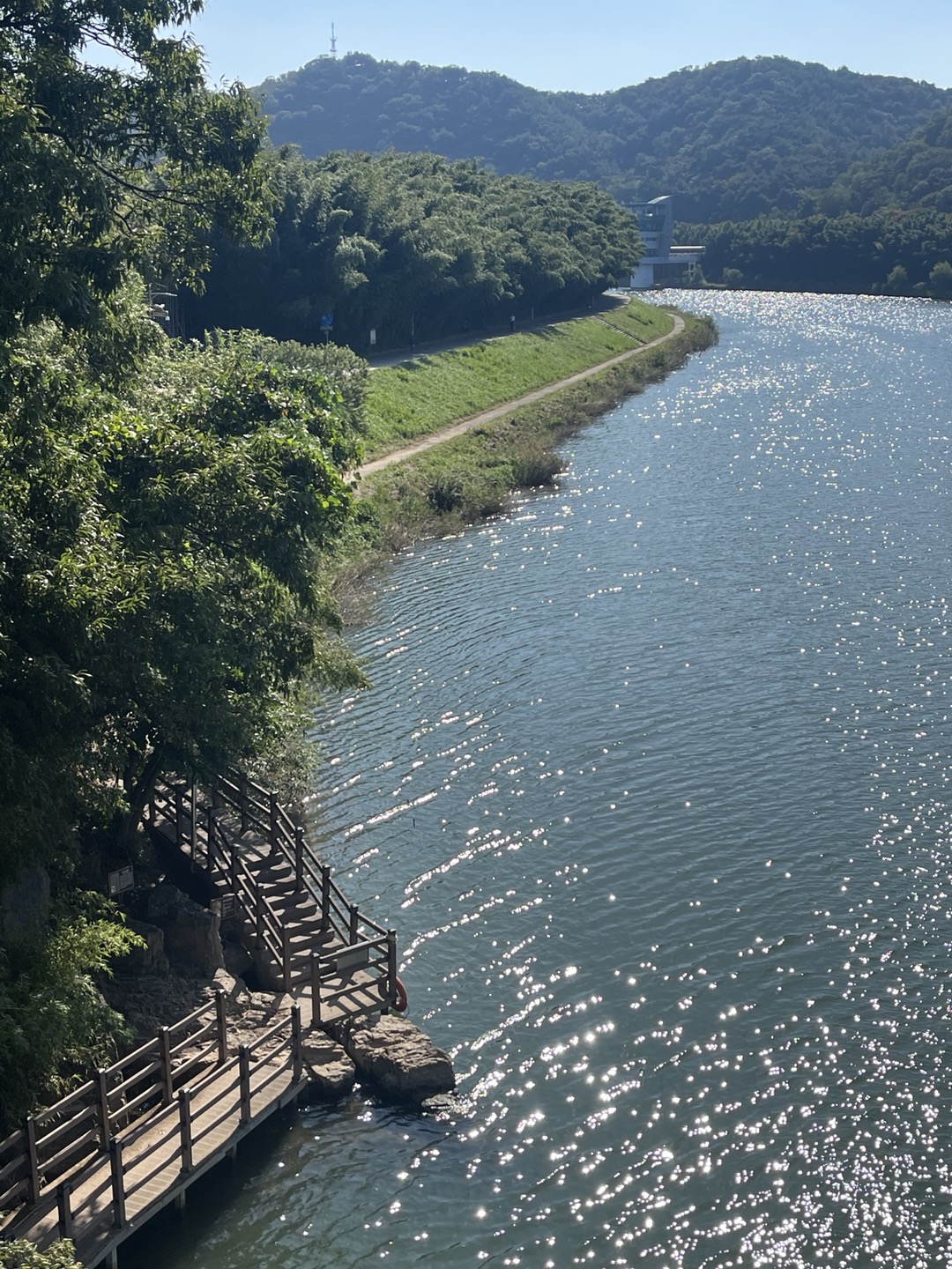 특별한 이벤트가 아닌 일상의 삶에 스며든 정원이야말로 공공정원의 나아갈 길 아닐까