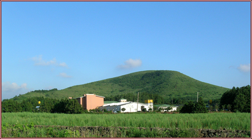 그렇게 모험이 시작되었다_오늘도 오른다_서하도의 썸네일 이미지