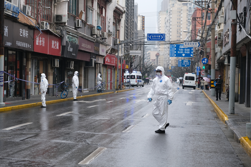 중국 상하이 봉쇄 당시 거리의 모습. 이러니 누가 옷을 살까요. 셔터스톡