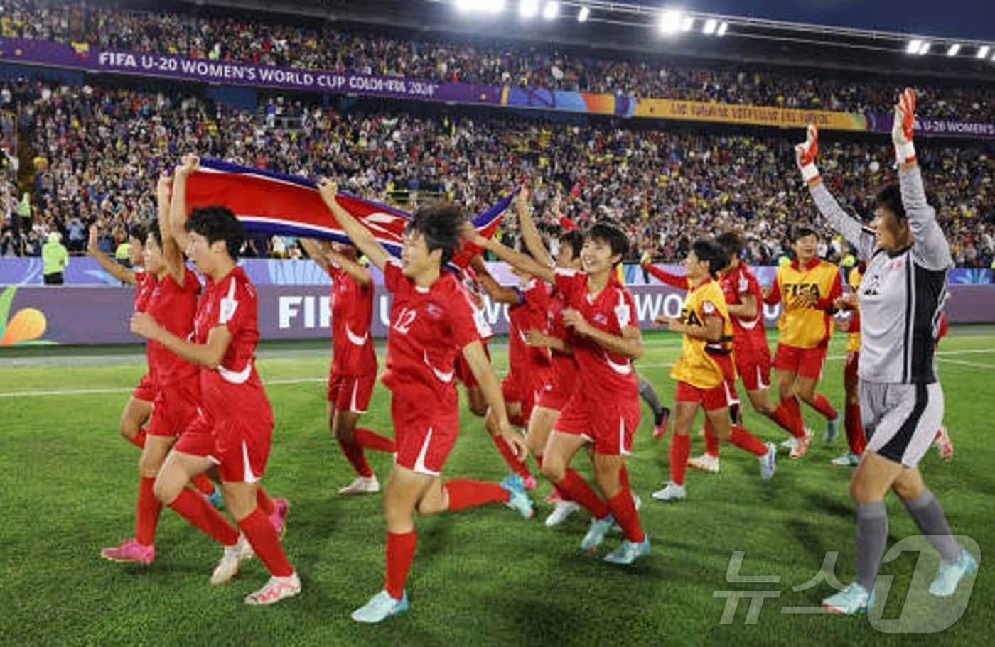 北 여자 축구팀, '나이키' 신발 착용