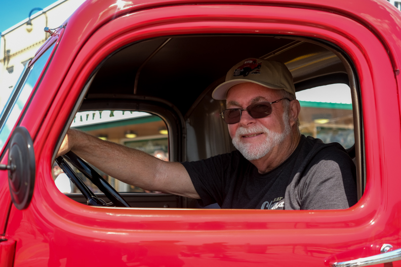 글과는 상관없지만 지난 주말에 다녀온 뉴저지 오션시티 사진을 첨부한다. 빈티지 자동차 페어가 열려 포토제닉했던 하루였다. 사진 전공 학생은 입이 찢어진다.&nbsp;