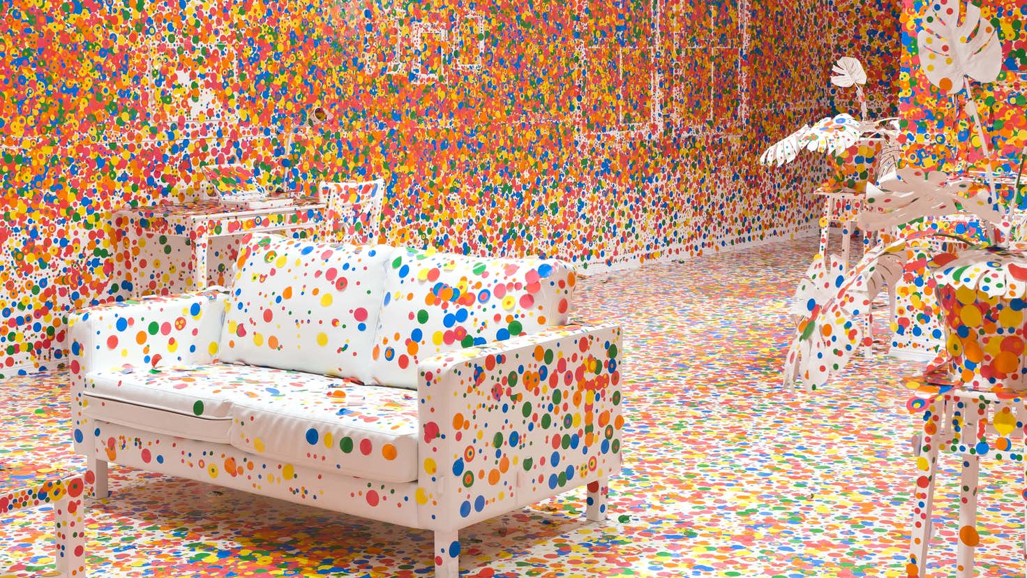 쿠사마 야요이의 '오블리터레이션의 방', 아직 설치 장소는 발표되지 않았는데요, 아마 가장 찾기는 쉽겠죠?