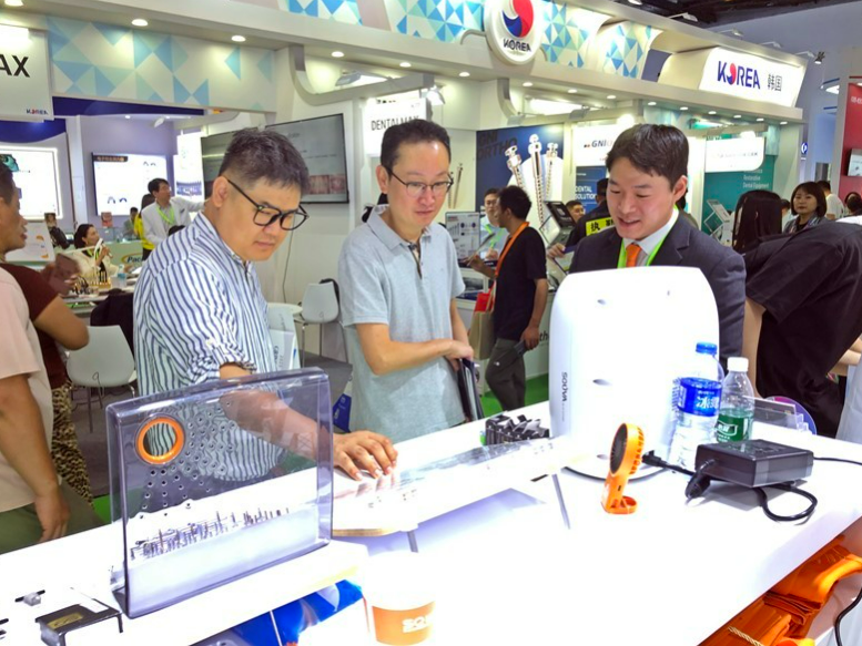 Sino Dental 2025 덴티스 부스 사진 / 덴티스 제공
