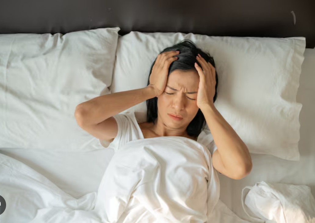 [출처:freepik] 수면 장애를 겪는 현대인