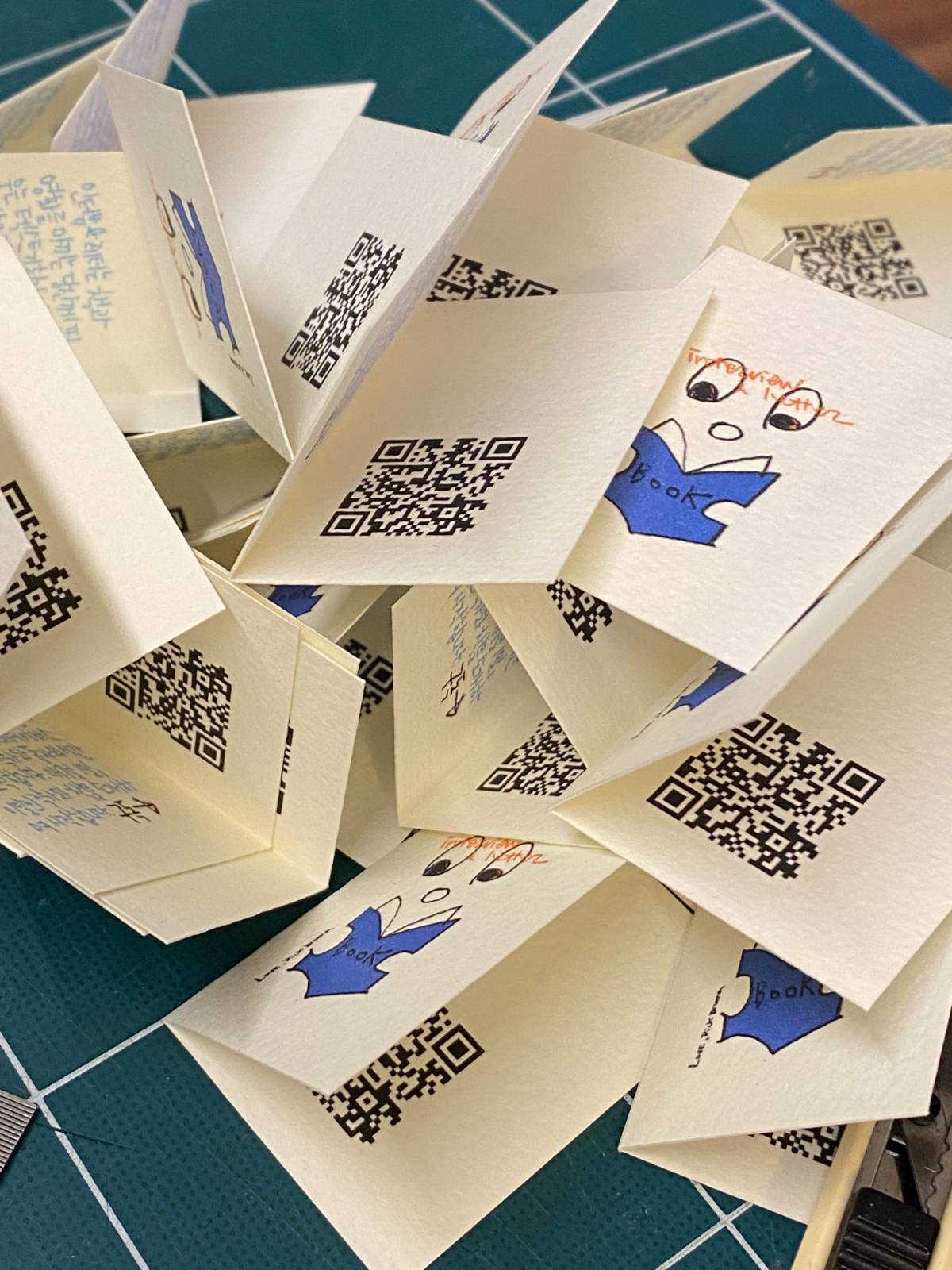 군산북페어에 다녀왔어요! 구독 링크로 이런 걸 만들었는데 혹시 받아보신 분? (사실 거의 못 돌림)