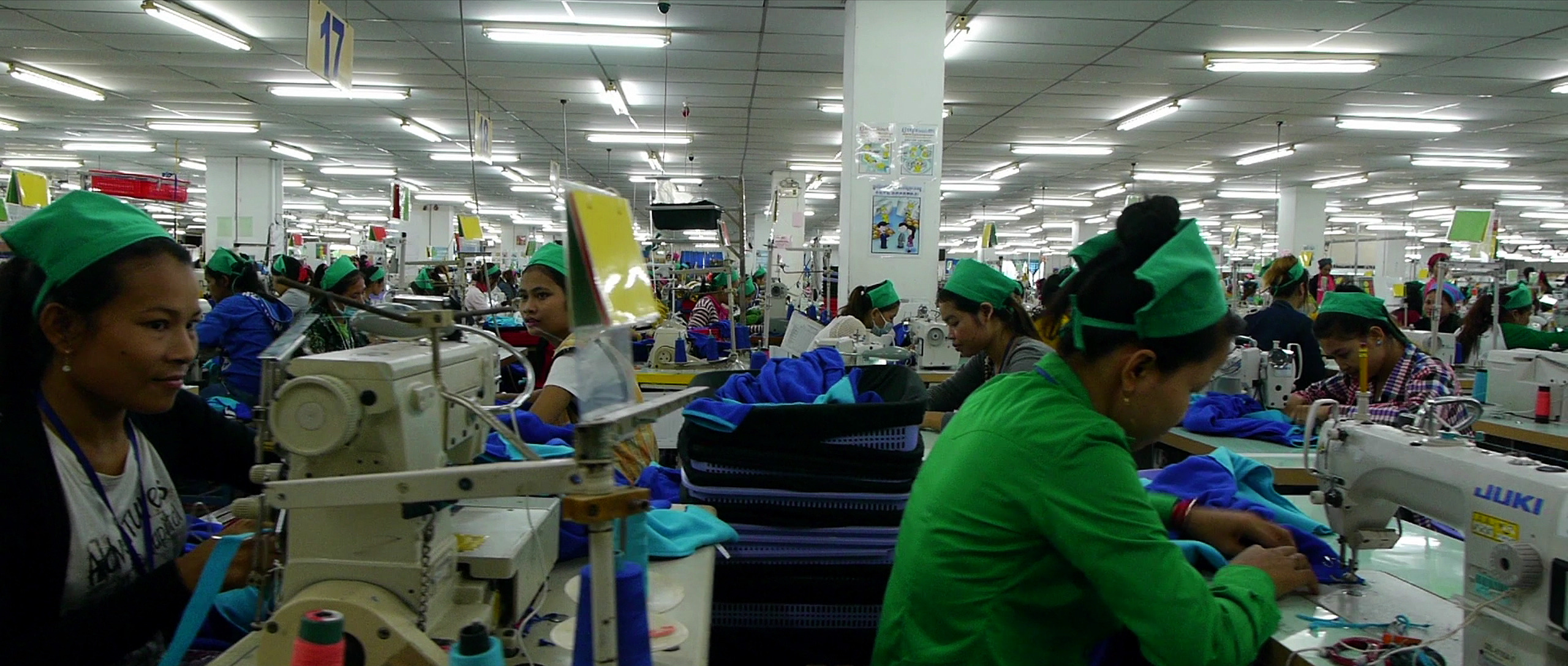 시대가 흘러도 그 모습을 달리할 뿐, 비참한 역사는 계속된다