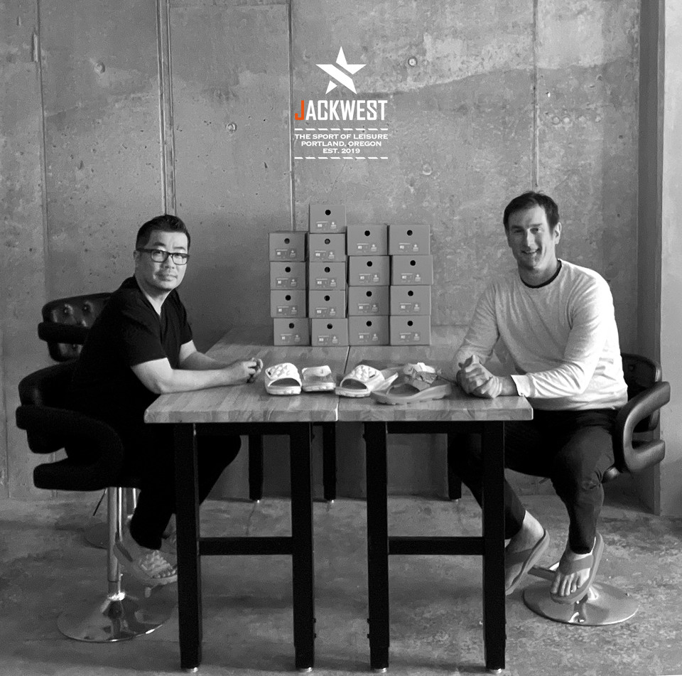 잭웨스트, 글로벌 판매 스타트