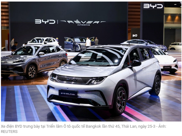 3/25 태국의 45회 방콕 국제모터쇼에 전시된 BYD전기차