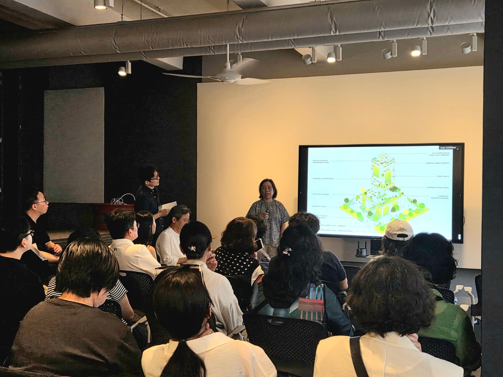 캄풍 애드미럴티 설계를 소개하는 WOHA