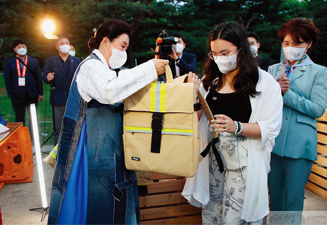 첨부 이미지