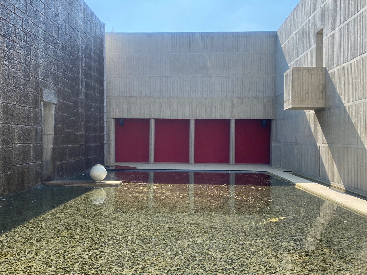 명정의 내부 모습