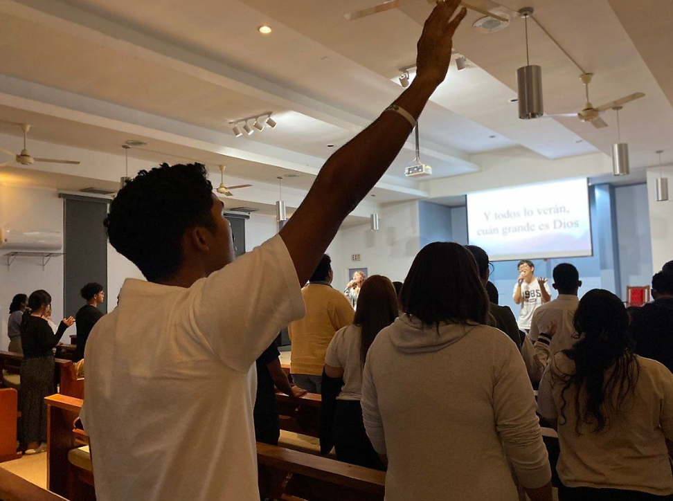 파나마 한인교회에서 진행한 철야기도회