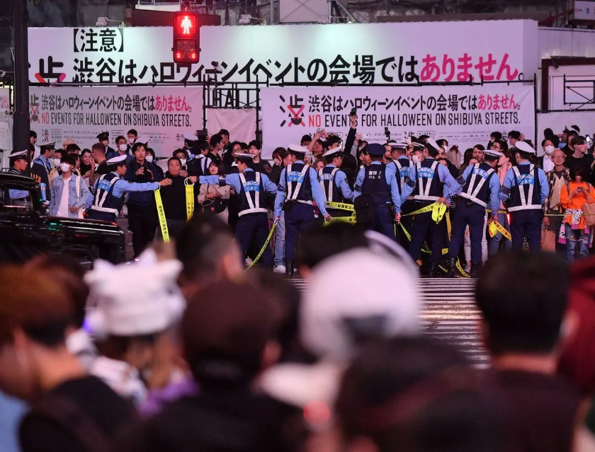 NO EVENTS FOR HALLOWEEN ON SHIBUYA STREETS.(시부야는 할로윈 이벤트를 위한 곳이 아닙니다.)