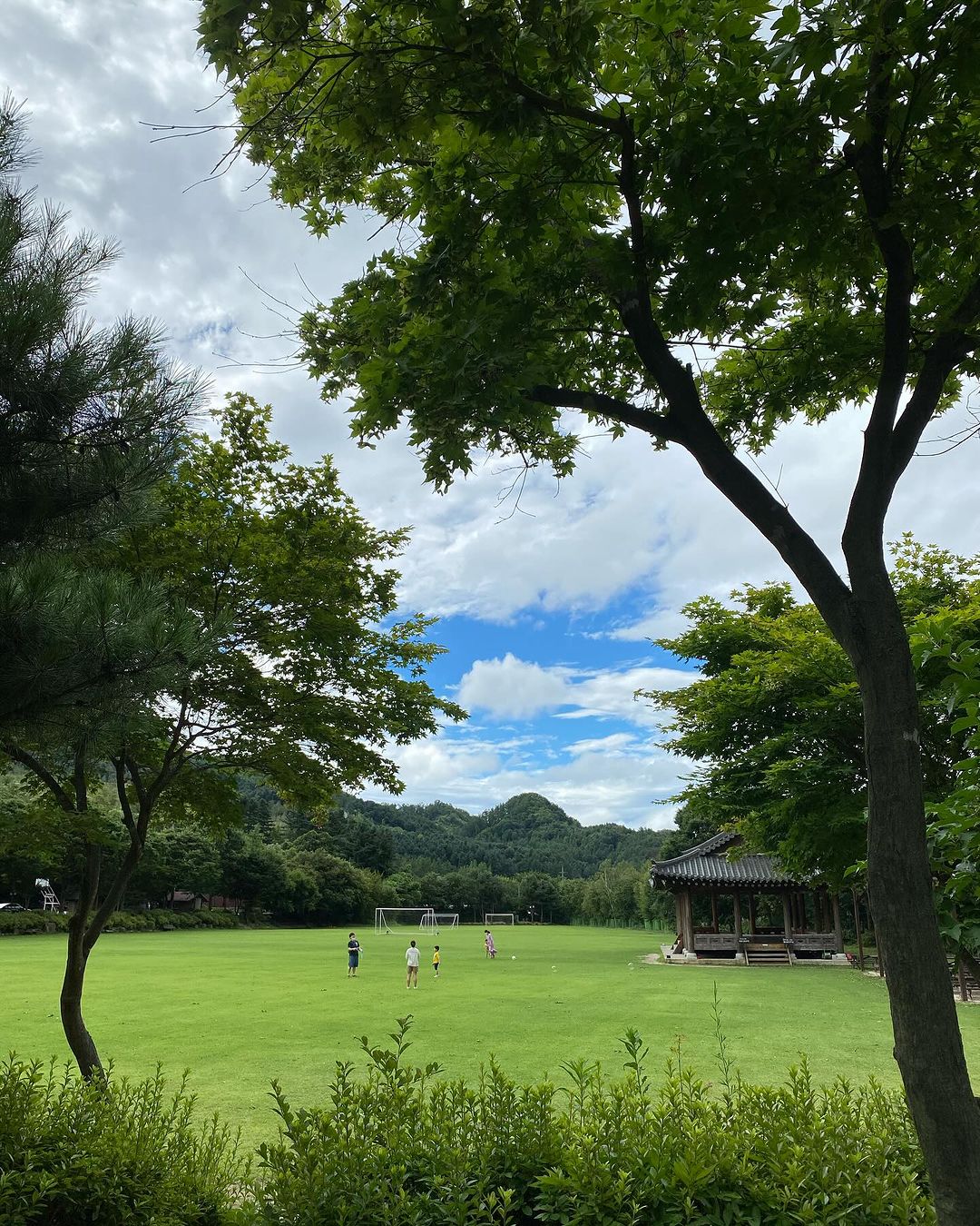 출처 : 그라운드휴 인스타그램 @groundhue