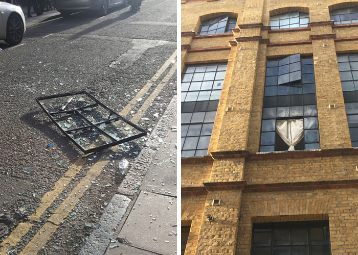 길에 떨어진 내 방 창문(왼쪽) & 휑하니 커튼만 남은 내 방 창가(오른쪽)