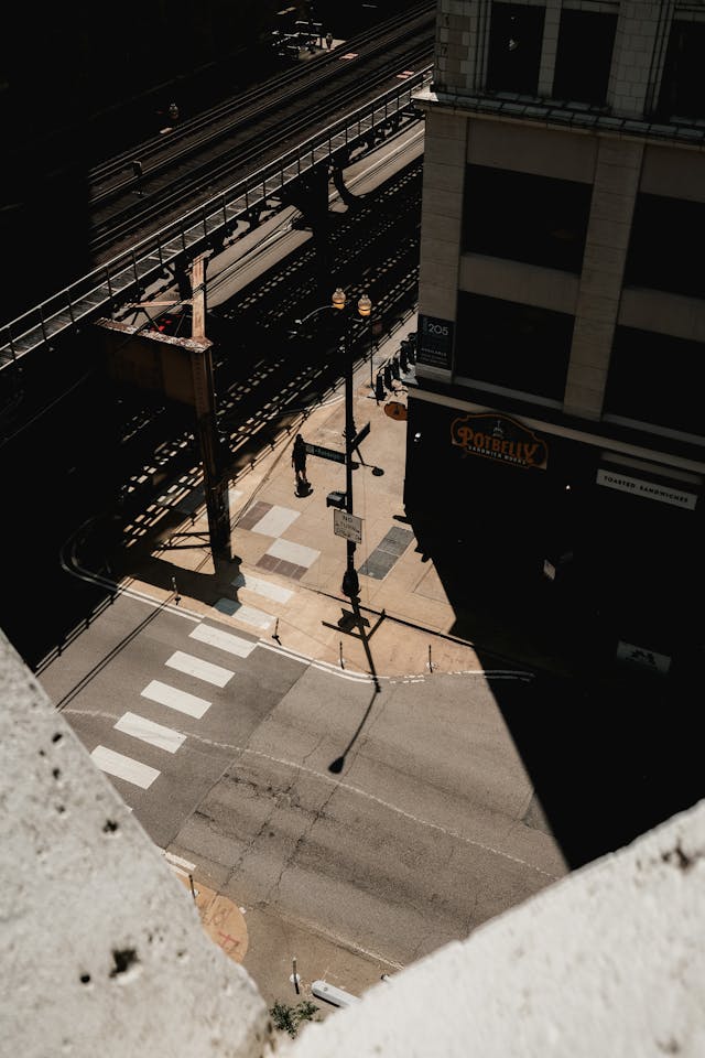 닭이 먼저일까, 달걀이 먼저일까 l 브랜딩, 그리고 이해가 안 되는 질문의 썸네일 이미지