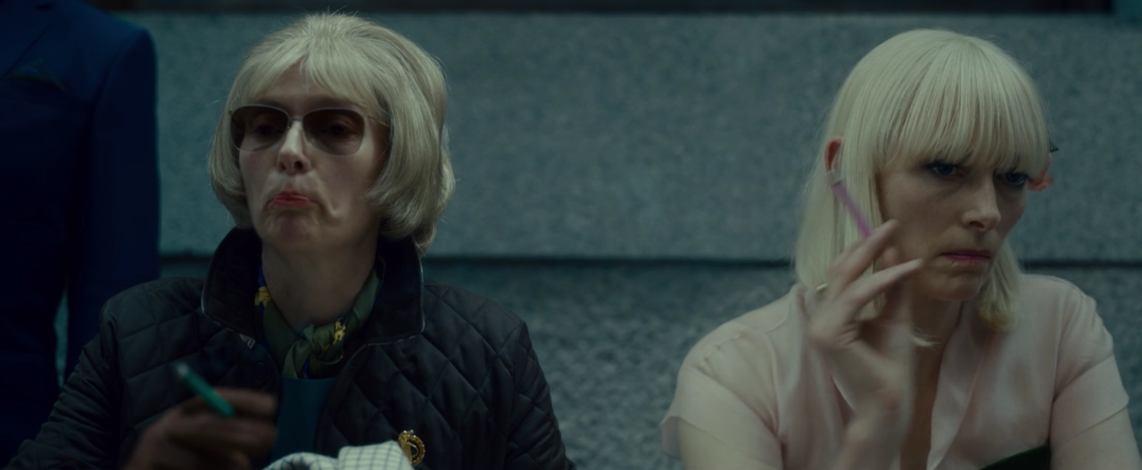 틸다 스윈튼이 1인 2역한 루시 미란도와 낸시 미란도 (이미지 출처 : sadgirlsfilmclub)