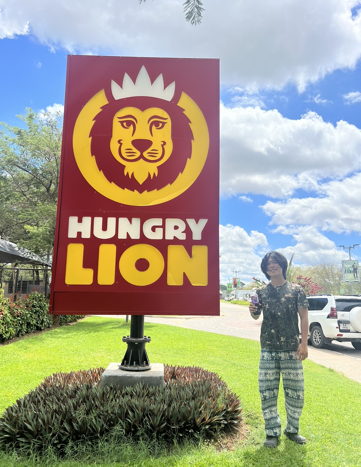 우리는 이제 여행을 떠나는 사람에게 겁주는 말보단 응원의 말을 건네보는 건 어떠할까요?!