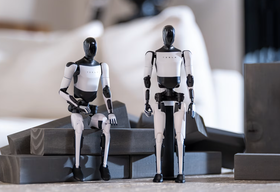 💡[IT소식 #241] 테슬라가 판매하는 40달러짜리 '옵티머스' 피규어의 썸네일 이미지