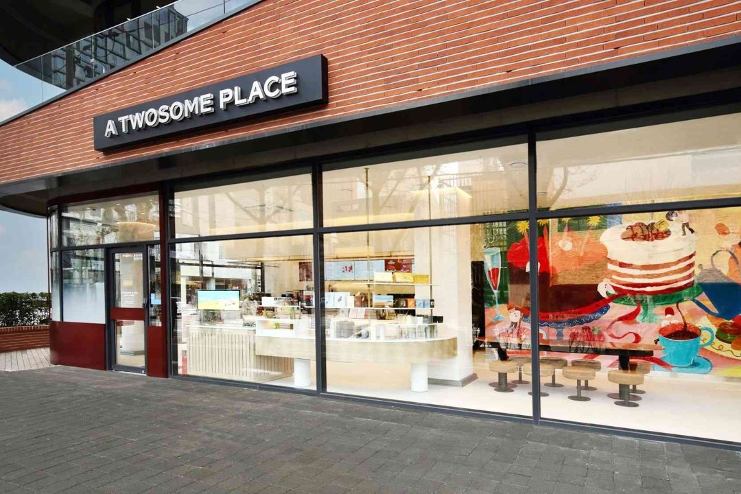 투썸플레이스 홍대 서교점_출처 : 투썸플레이