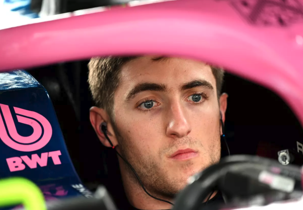 이렇게 안녕을 말하지 못하고 그를 보내는 걸까요?