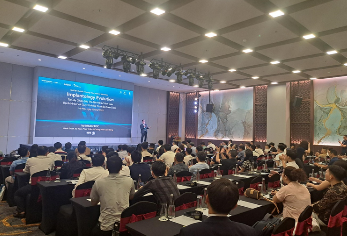 베트남 호치민 론칭쇼 사진 / 워랜텍 제공