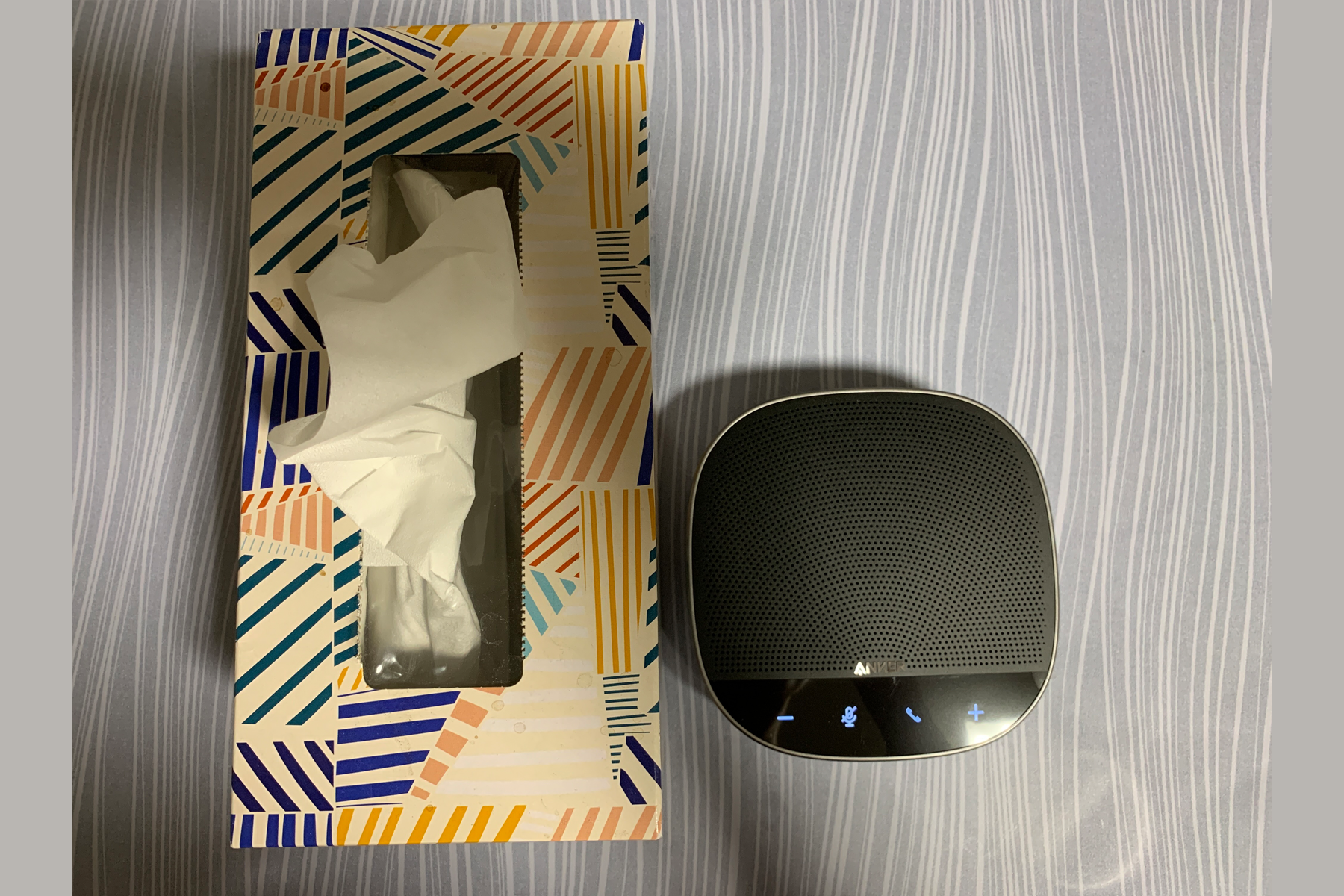 사이즈는 크지 않아요 l 곽휴지랑 비교한 모습