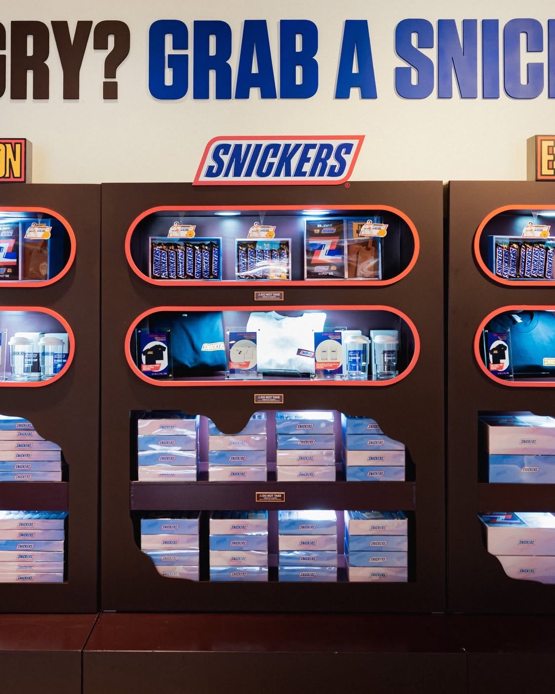 [출처] snickers_kr 인스타그램