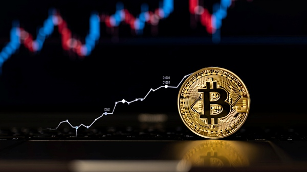 비트코인이 암호화폐 시장 상승을 주도하고 있다 [사진: Reve AI]