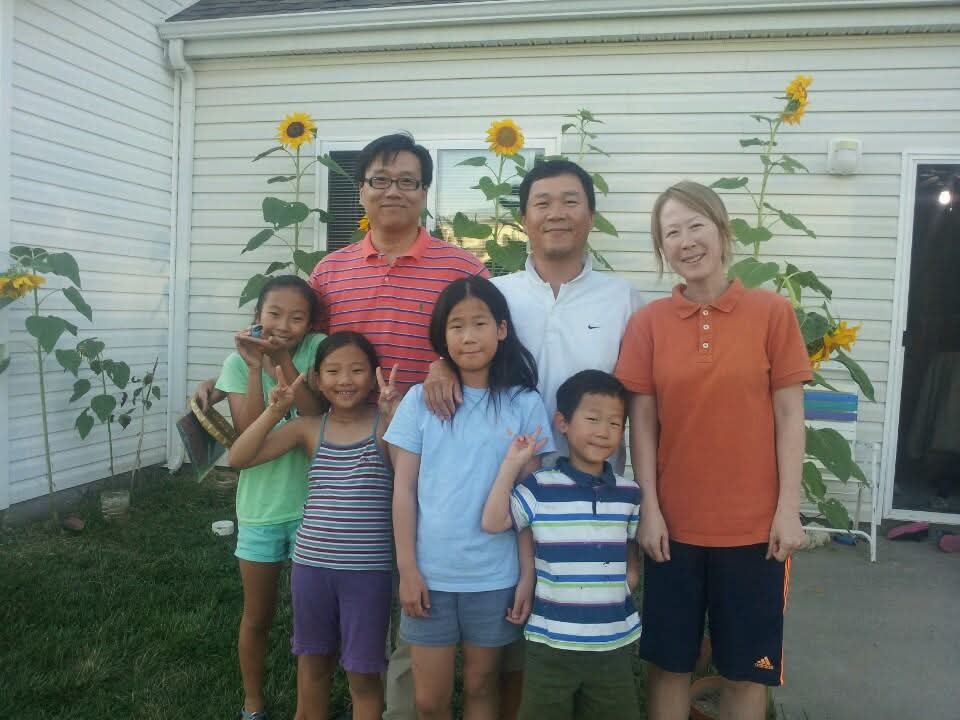 2014.7.26. 해바라기가 활짝 핀 집 앞 (Columbia, MO)