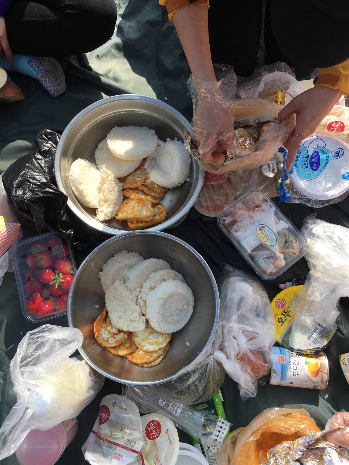 정상에서 시작된 비빔밥 파티